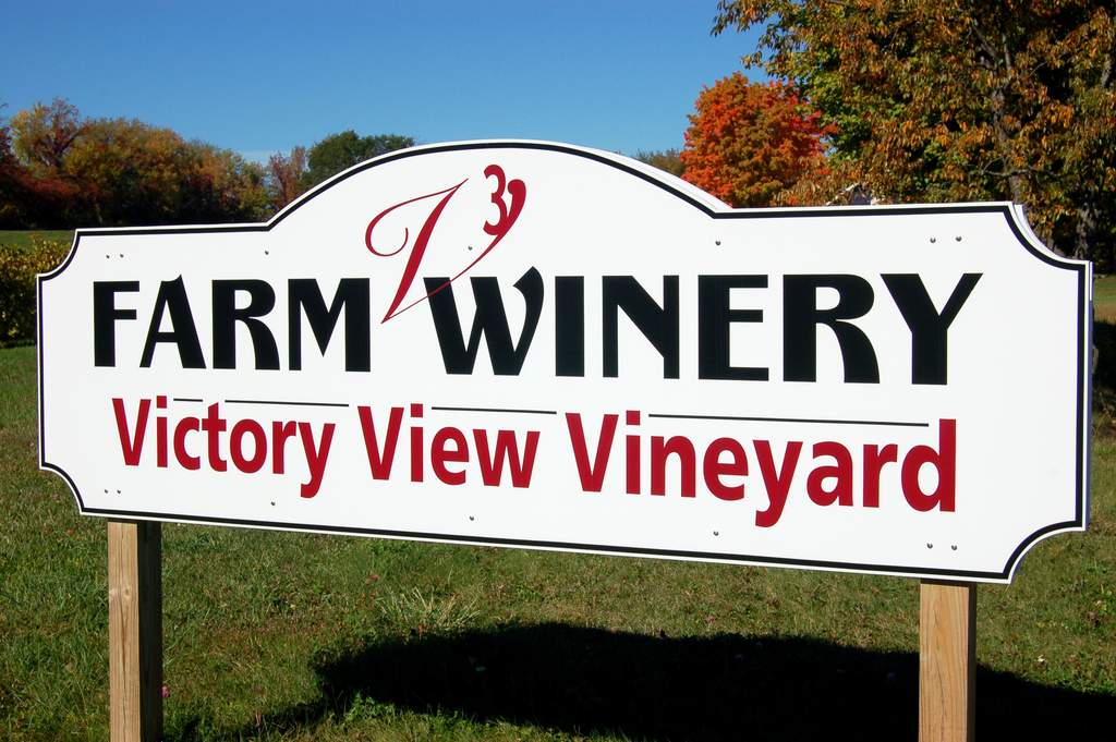 Victory View Vineyard and Farm Winery road sign.